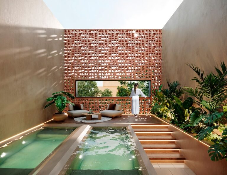 mujer lista para entrar a jacuzzi